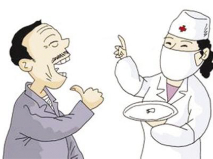<b>活动假牙使用注意事项</b>