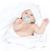 什么是奶瓶龋？